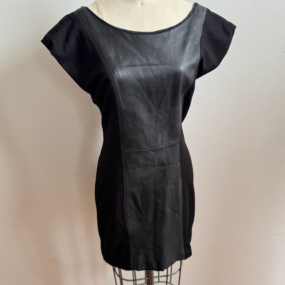 Vintage Y2K ALICE + OLIVIA Black Leather Corset-Back Mini Dress - Picture 4 of 11